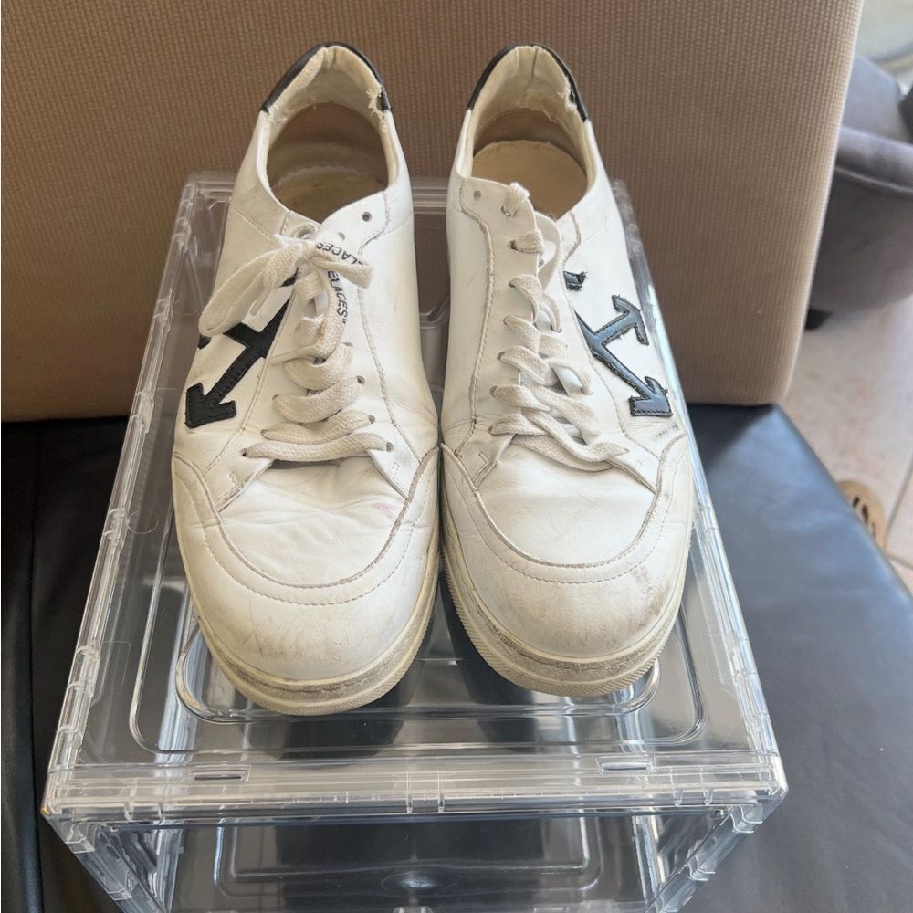 Off-White Sneakers Virgil Abloh Shoes Collectors Item Flat Low Top Logo Arrow
